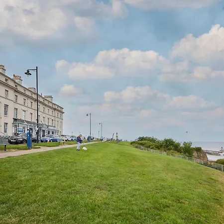 別荘 Host & - 4 The Mount