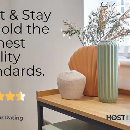 Host & - 4 The Mount Whitby